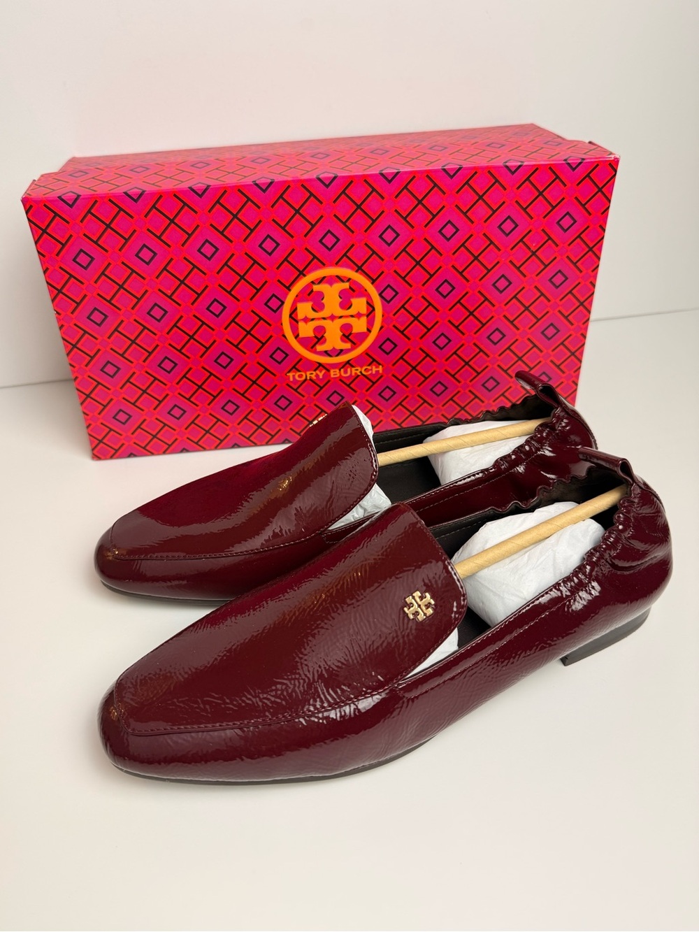 Tory‎ Burch Kira 20mm Elastic Loafer Softy Naplak Patent Royal Burgundy Size 8.5 - Picture 2 of 11